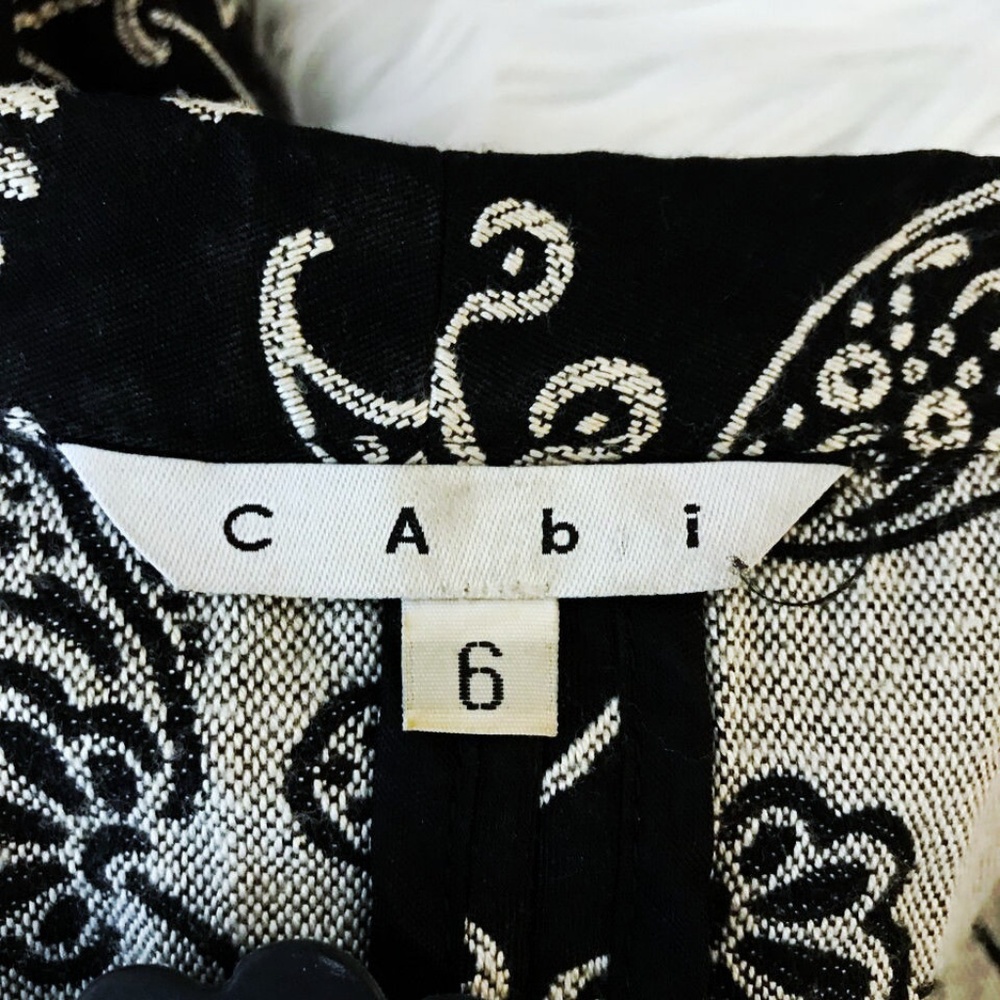 CABI Sz 6 Jacket Black and Gray Embroidered Blazer 3/4 sleeve one button - Picture 7 of 7